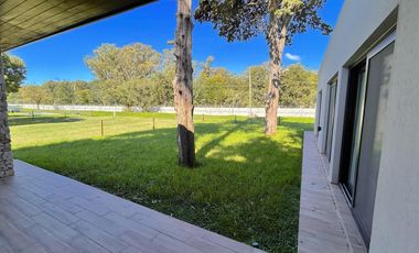 Casa en alquiler amoblada disponible a partir de Junio