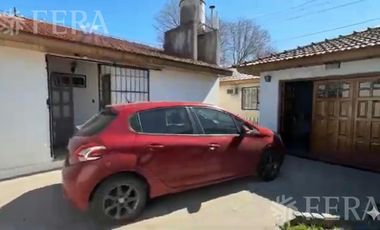 Venta casa 4 ambientes con cochera en Quilmes