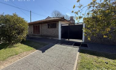 Venta casa 4 ambientes con cochera en Quilmes