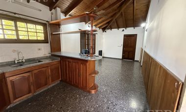 Venta casa 4 ambientes con cochera en Quilmes