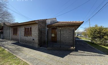 Venta casa 4 ambientes con cochera en Quilmes