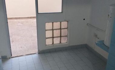 Venta depto 2 Ambientes Apto profesional con Patio Avellaneda Centro. RETASADO!! OPORTUNIDAD!!