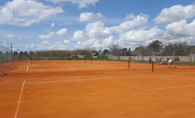 Lote en Barrio Privado Saint Joseph Longchamps