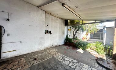 VENTA 2 CASAS 3 AMBIENTES PATIO GALPÓN LANÚS OESTE