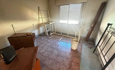 VENTA 2 CASAS 3 AMBIENTES PATIO GALPÓN LANÚS OESTE