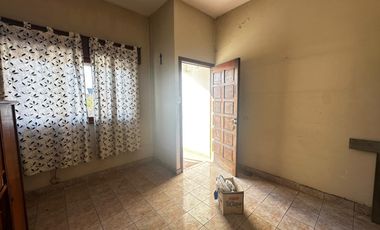 VENTA 2 CASAS 3 AMBIENTES PATIO GALPÓN LANÚS OESTE