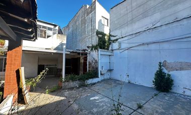VENTA 2 CASAS 3 AMBIENTES PATIO GALPÓN LANÚS OESTE