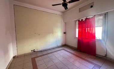 VENTA 2 CASAS 3 AMBIENTES PATIO GALPÓN LANÚS OESTE