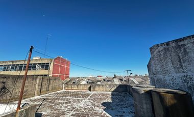 VENTA 2 CASAS 3 AMBIENTES PATIO GALPÓN LANÚS OESTE