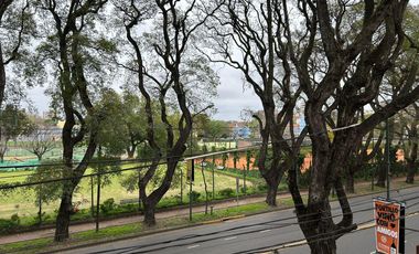 Alquiler departamento 2 amb con cochera Acassuso