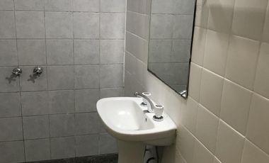Casa tipo departamento 3 ambientes a metros de Antártida e Yrigoyen