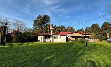 Quinta en venta - 3 Dormitorios 2 Baños - Cochera - 24.149Mts2 - La Plata