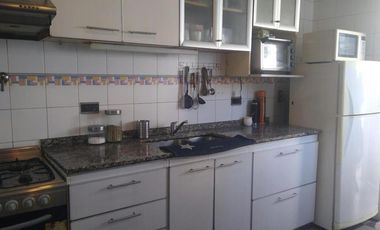 Casa en venta - 2 Dormitorios 1 Baño - Quilmes