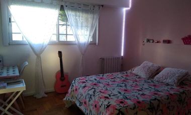 Casa en venta - 2 Dormitorios 1 Baño - Quilmes