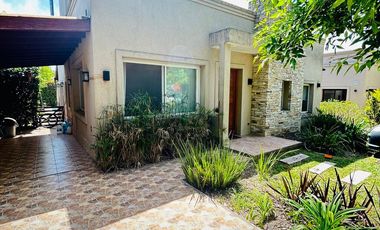 CASA 4 AMBIENTES EN LOS PARAÍSOS, LOS CARDALES