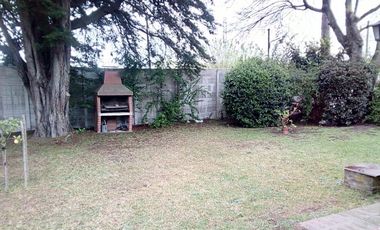 Casa en venta - 2 Dormitorios 2 Baños - Cochera - 200Mts2 - Abasto, La Plata