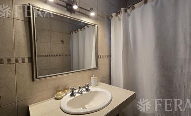 Venta casa 4 ambientes con cochera y parque en Barracas