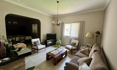 IMPECABLE Chalet de 4 dorm   2 baños - Apto Crédito!!!