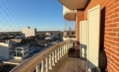 Departamento en venta - 3 Dormitorios 2 Baños - 117mts2 - Berazategui