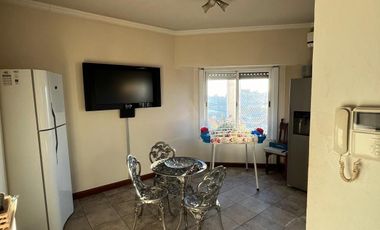 Departamento en venta - 3 Dormitorios 2 Baños - 117mts2 - Berazategui