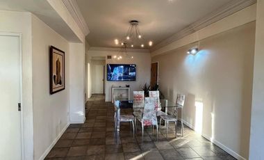 Departamento en venta - 3 Dormitorios 2 Baños - 117mts2 - Berazategui