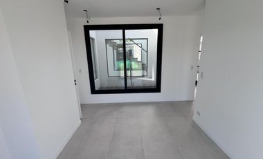 Venta Casa 4 dormitorios en  Santa Ana