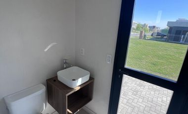 Venta Casa 4 dormitorios en  Santa Ana