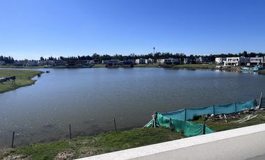 Venta Casa 4 dormitorios en  Santa Ana