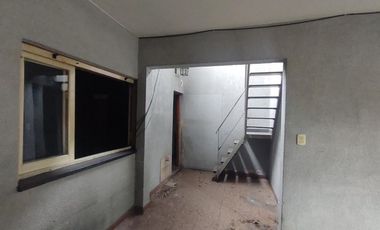 Local en Lanús Oeste