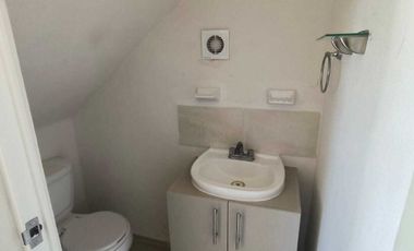 Casa Seminueva en Valle de Lirios, Zumpango