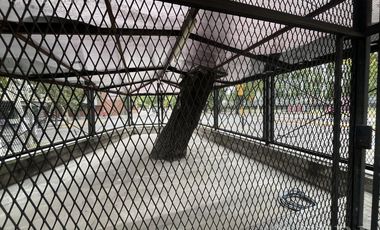 Venta local de 3 pisos en Wilde