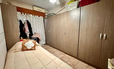 Casa a metros de Bv 27 Febrero y Av Rouillón. Zona Industrial y Comercial. Ideal Galpon