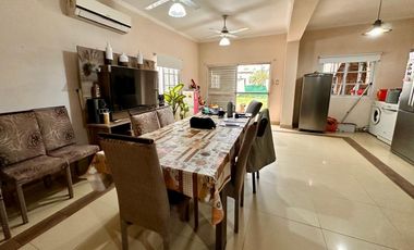 Casa a metros de Bv 27 Febrero y Av Rouillón. Zona Industrial y Comercial. Ideal Galpon