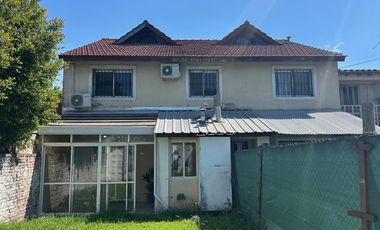 Villa Adelina, muy buen duplex 3 dormitorios, a 2 cuadras del Golf, proximo Panamericana, alquiler