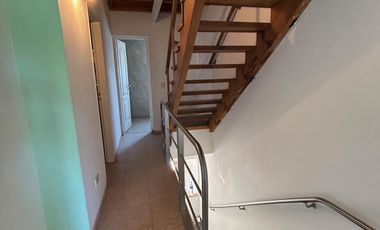 Villa Adelina, muy buen duplex 3 dormitorios, a 2 cuadras del Golf, proximo Panamericana, alquiler