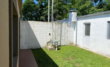 Casa en venta - 3 Dormitorios 2 Baños - 238Mts2 - Roque Perez