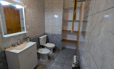 Casa en venta - 3 Dormitorios 2 Baños - 238Mts2 - Roque Perez