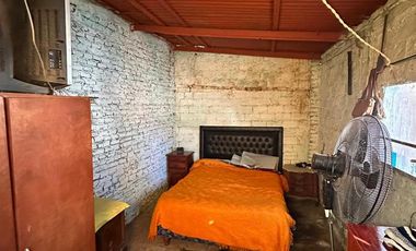 Casa en venta dos dormitorios en Granadero Baigorria.