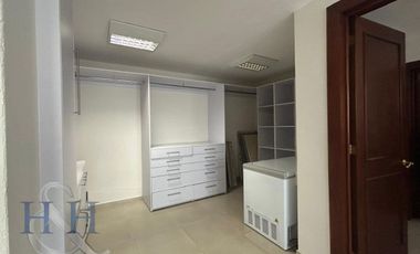 Casa en Renta con amplios espacios en Puerta de Hierro