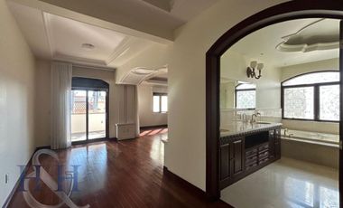 Casa en Renta con amplios espacios en Puerta de Hierro