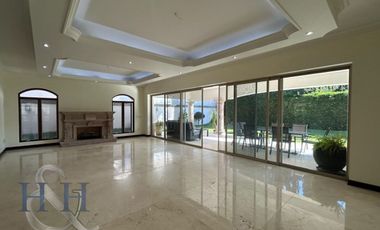 Casa en Renta con amplios espacios en Puerta de Hierro