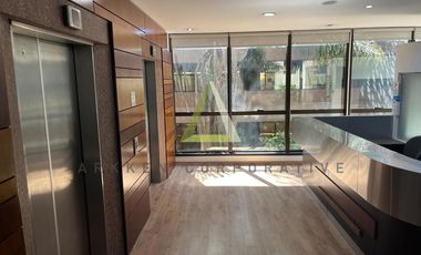 Excelentes oficinas en alquiler sobre Av del Libertador próximas a Av Gral Paz
