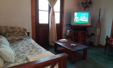 Casa en venta - 2 Dormitorios 2 Baños - Cochera - 10.000Mts2 - Ramallo