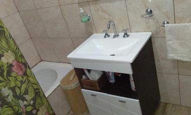 Casa en venta - 2 Dormitorios 2 Baños - Cochera - 10.000Mts2 - Ramallo