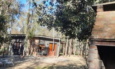 Casa en venta - 2 Dormitorios 2 Baños - Cochera - 10.000Mts2 - Ramallo