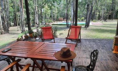 Casa en venta - 2 Dormitorios 2 Baños - Cochera - 10.000Mts2 - Ramallo
