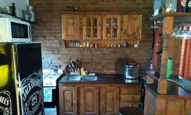 Casa en venta - 2 Dormitorios 2 Baños - Cochera - 10.000Mts2 - Ramallo