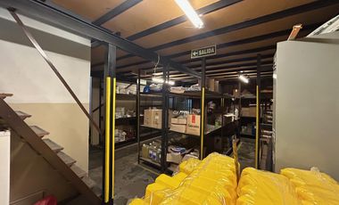Depósito con oficina en zona industrial con habilitación laboratorio cosmética
