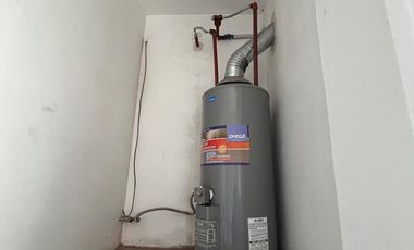 Depósito con oficina en zona industrial con habilitación laboratorio cosmética