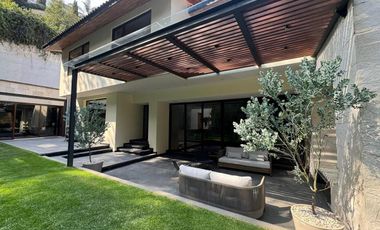 Casa de revista en venta LOMAS COUNTRY CLUB, HUIXQUILUCAN